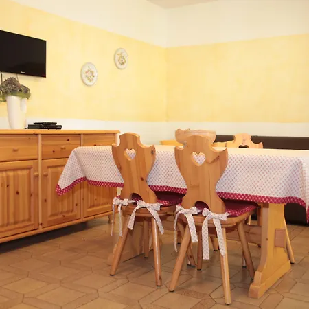 Apartament Diffuso Valcellina E Val Vajont In *