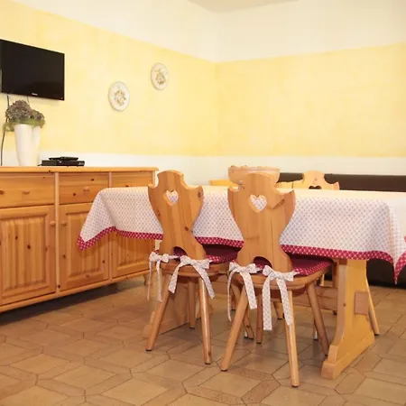 Diffuso Valcellina E Val Vajont In Appartamento Claut